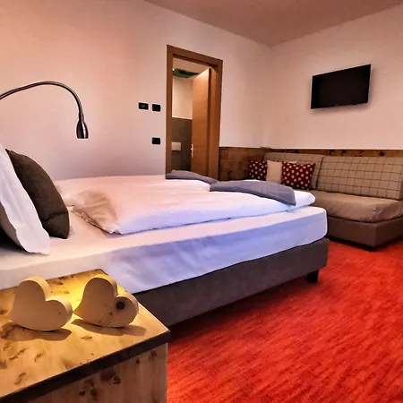 Cristallo Отель Канацеи