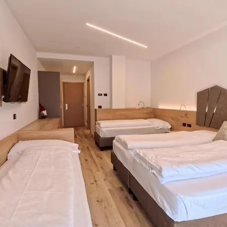 Cristallo Hotel 3*