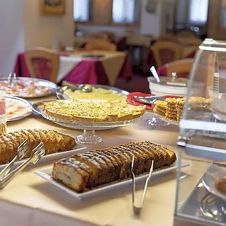 Cristallo Hotel Canazei