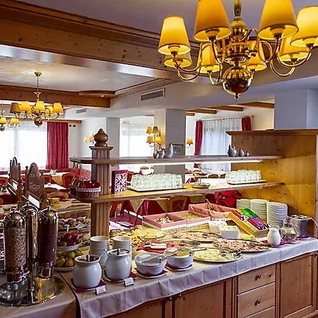 Hotel Cristallo