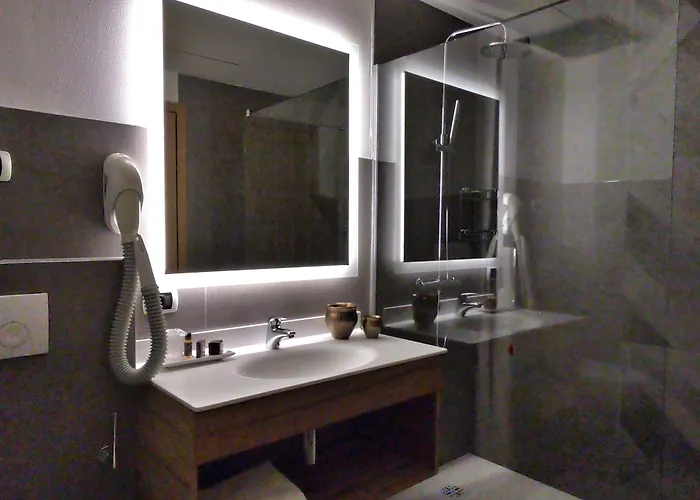 クリスタロ 3* カナツェーイ