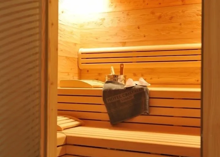 クリスタロ 3* カナツェーイ