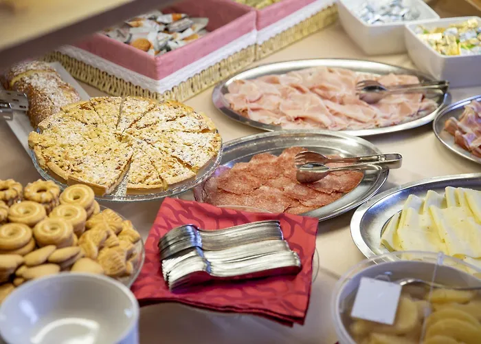 クリスタロ ホテル 3*