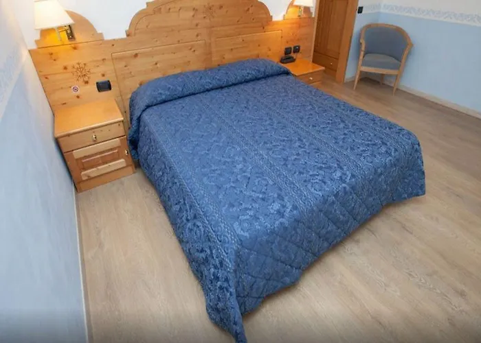 ホテル クリスタロ カナツェーイ